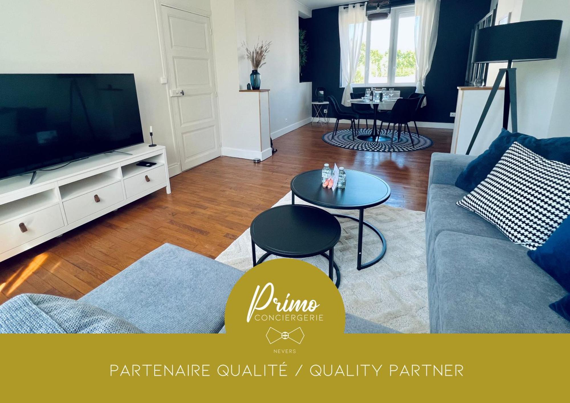 "Le Theodore" Appartement Charmant Proche Gare Avec Place De Parking Devant, Quartier Tres Calme, By Primo C0Nciergerie Nevers Exterior photo